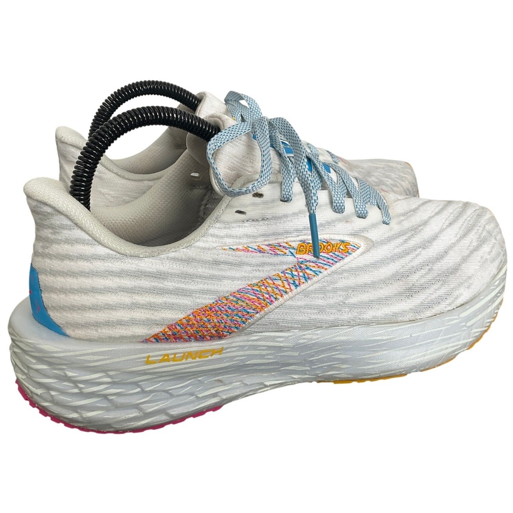 Brooks Launch 11 Womens 8 White Tan Gold Running Shoes 1204391B143